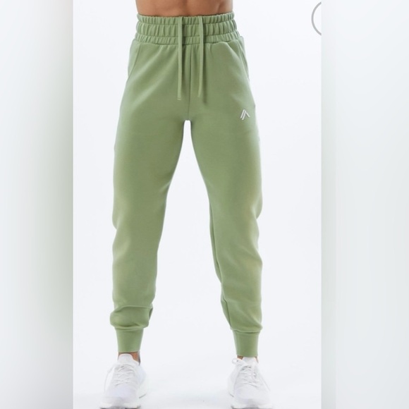 Size S Alphalete sweatpants - Picture 2 of 4